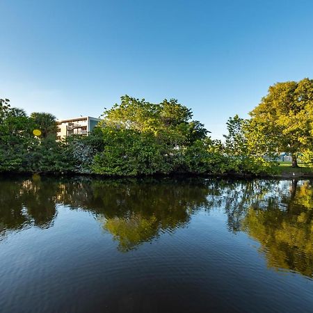 Modern Riverview Apartments Форт Лодърдейл Екстериор снимка