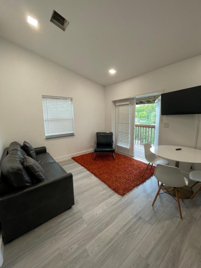 Modern Riverview Apartments Форт Лодърдейл Екстериор снимка