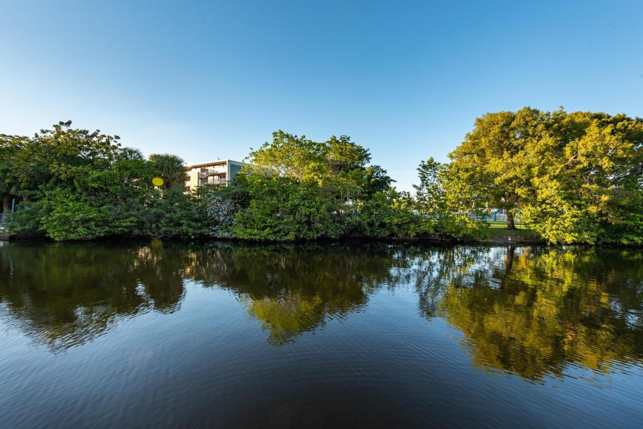 Modern Riverview Apartments Форт Лодърдейл Екстериор снимка