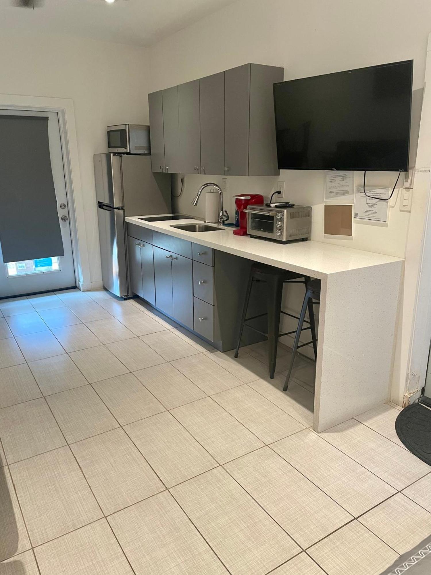 Modern Riverview Apartments Форт Лодърдейл Екстериор снимка