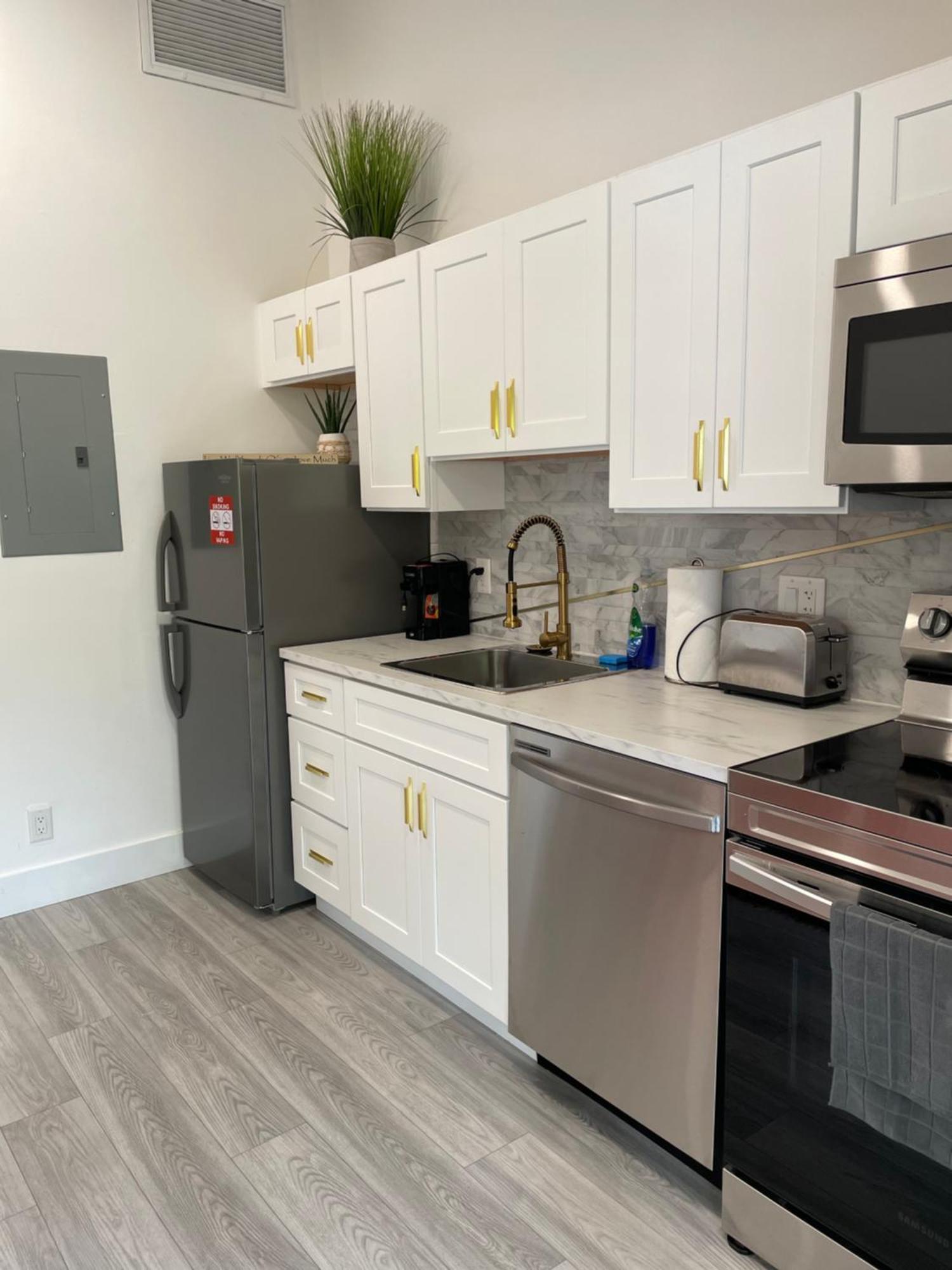 Modern Riverview Apartments Форт Лодърдейл Екстериор снимка